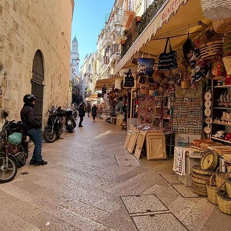 Quiet And Stylish - Bari City Center, Minutes To Station ภายนอก รูปภาพ